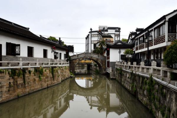 枪弹地牢